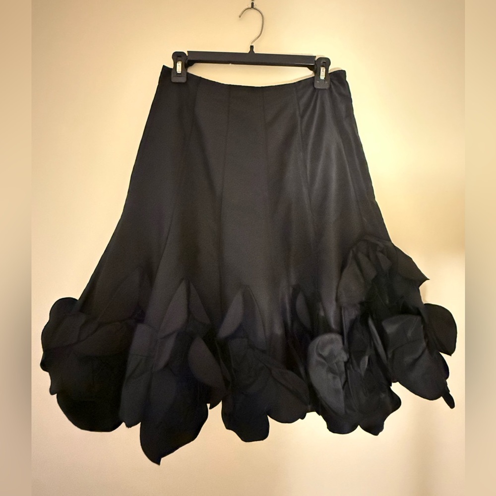 Rickie Freeman for Teri Jon Black Silk Ruffle Skirt | Size 6 - Picture 2 of 8